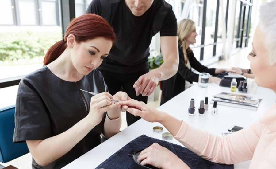 nail tech school